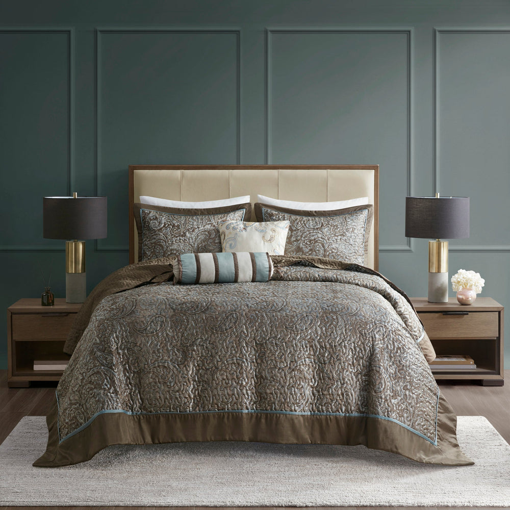 5 Piece Jacquard Bedspread Set with Throw Pillows Blue/Brown King Media 11