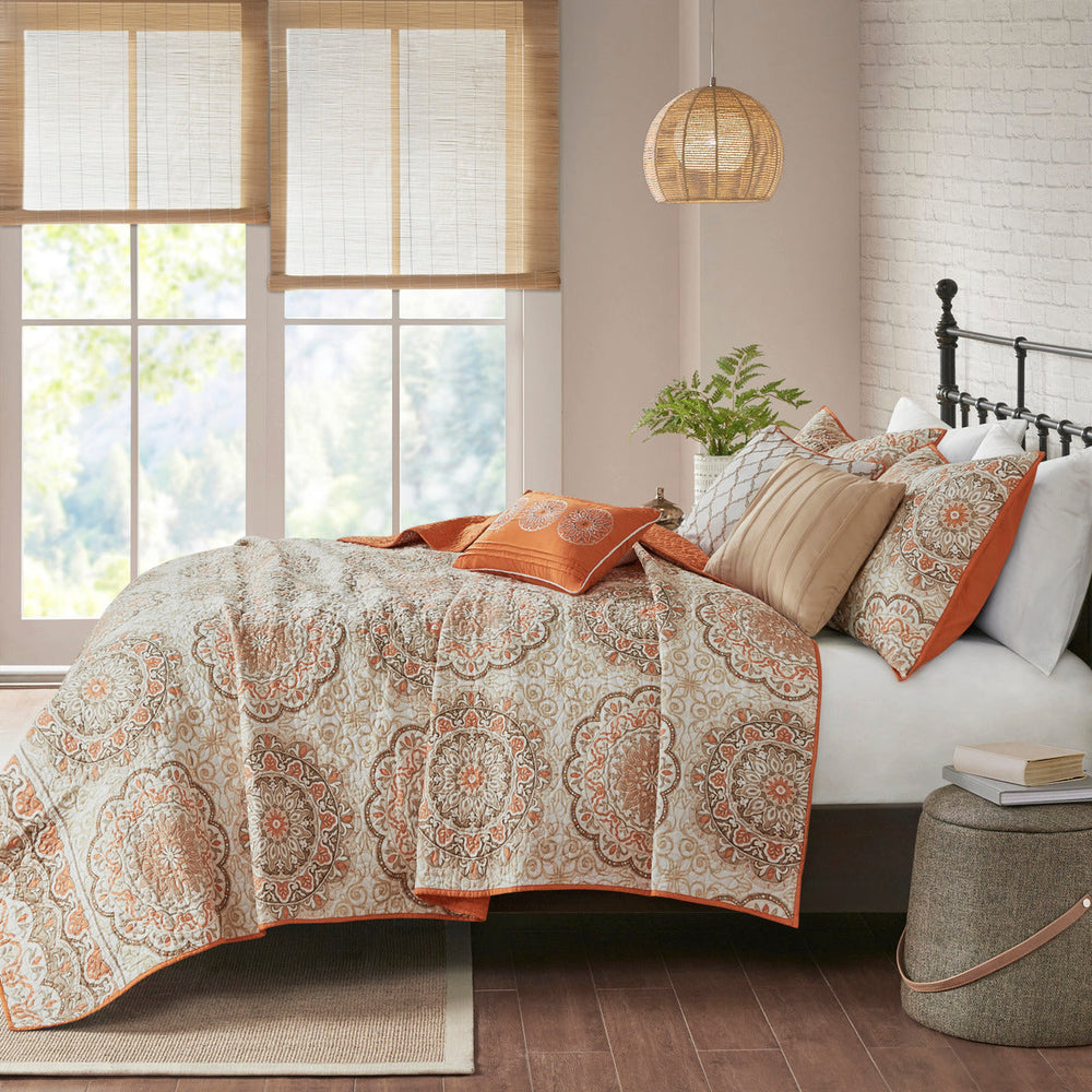 6 Piece Reversible Quilt Set with Throw Pillows Orange Full/Queen Media 2