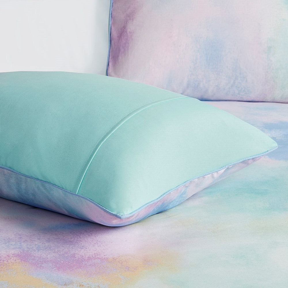 King/Cal King Watercolor Tie Dye Printed Comforter Set with Throw Pillow Media 10