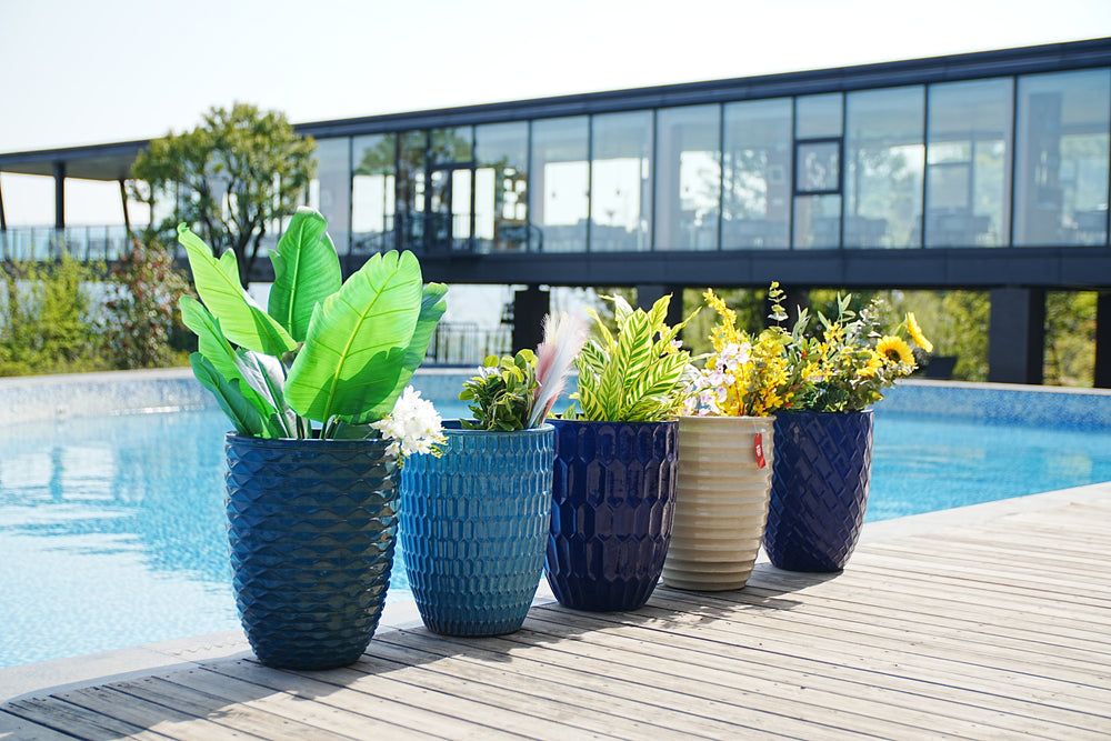 Ceramic Flowerpot, Modern Planter for Patio, Garden, Windowsill - Milk White Media 16