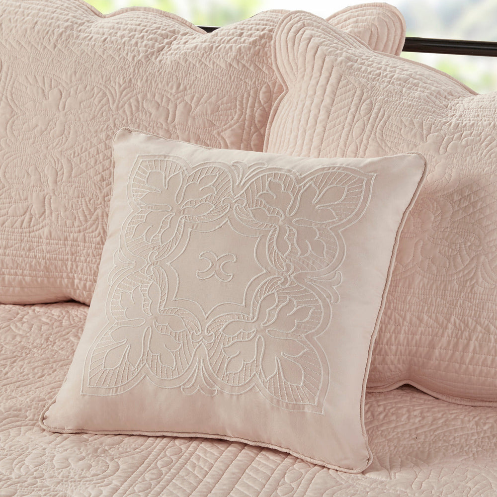 6 Piece Reversible Scalloped Edge Daybed Cover Set Blush Daybed Media 5