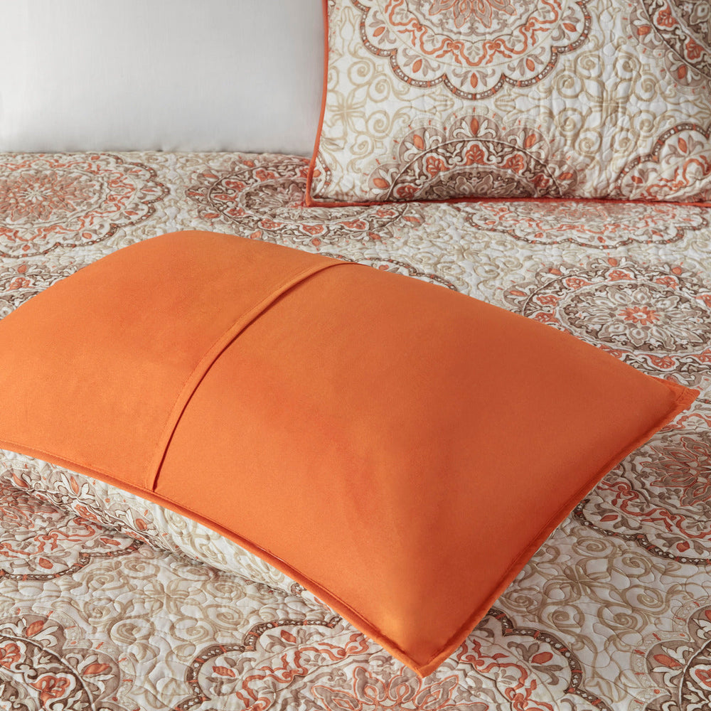 6 Piece Reversible Quilt Set with Throw Pillows Orange King/Cal King Media 5