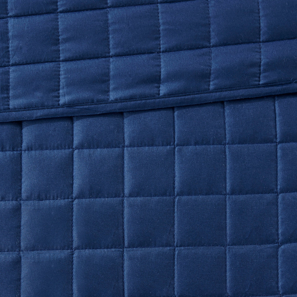 8 Piece Comforter and Quilt Set Collection Navy King/Cal King Media 11
