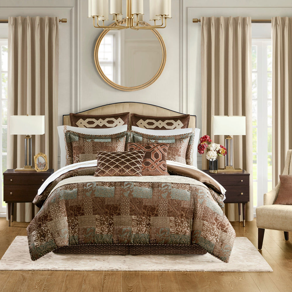 4 Piece Red Comforter Set Red King Media 1