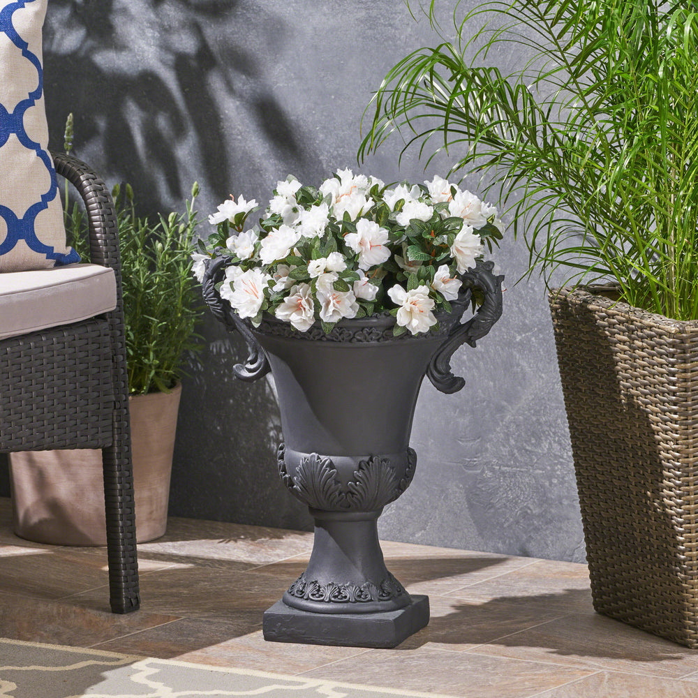 DELPHINE URN Media 1