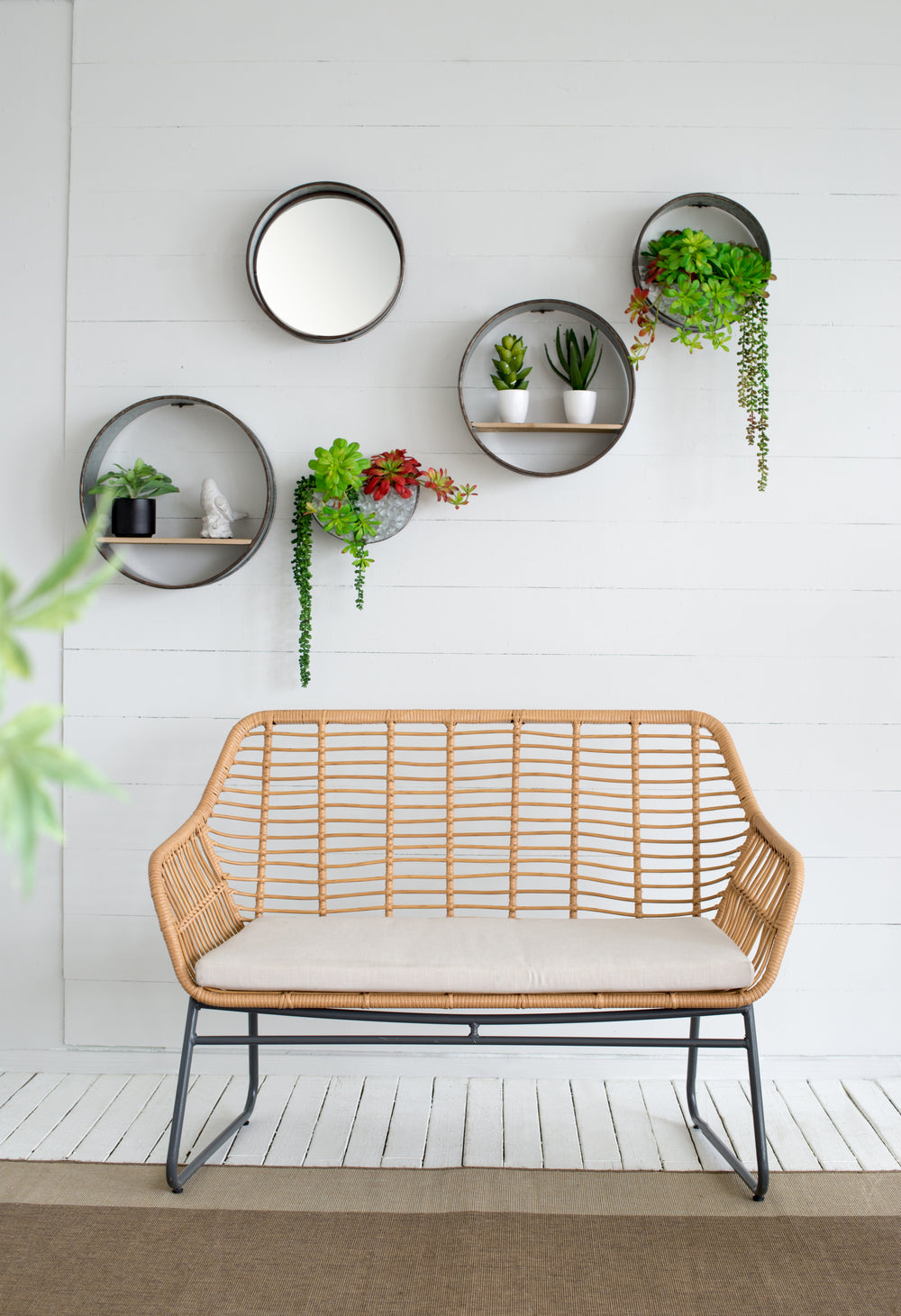 Farmhouse Round Metal Wall Planter, 5 Piece Media 1