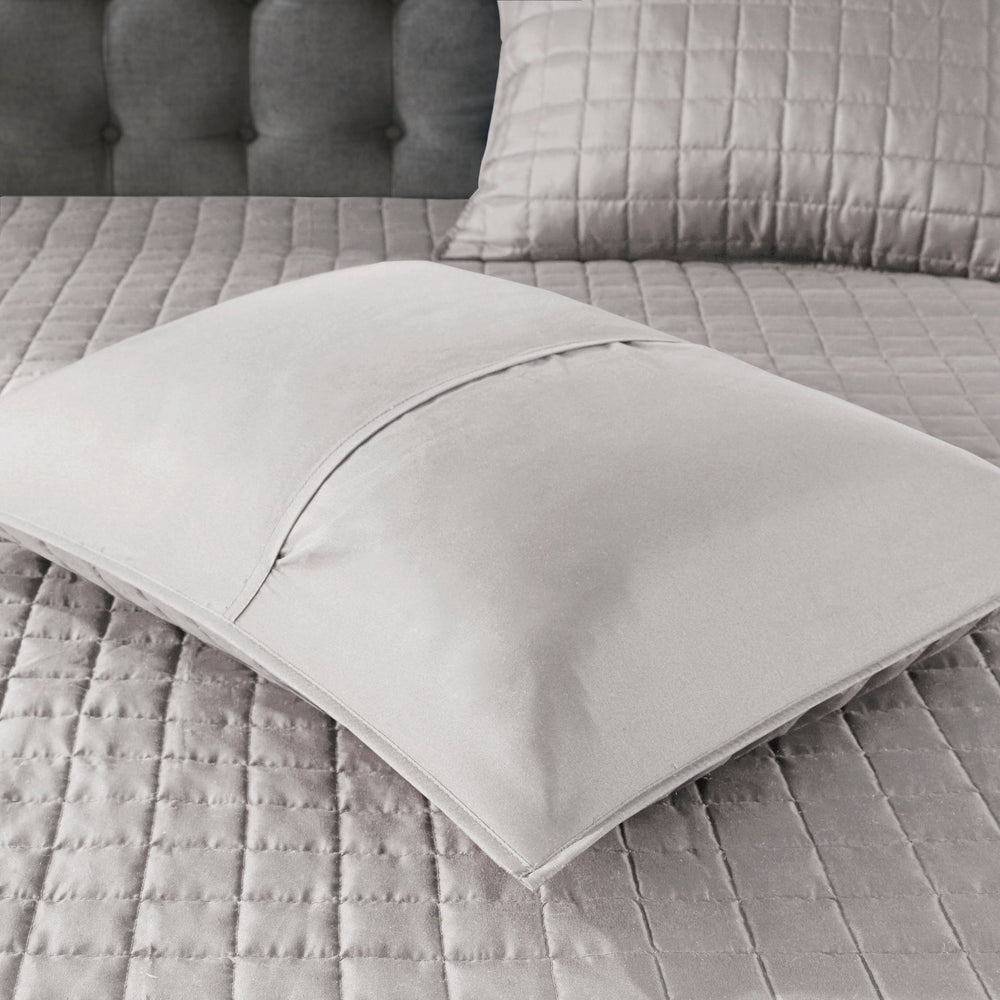 8 Piece Comforter and Quilt Set Collection Grey King/Cal King Media 10