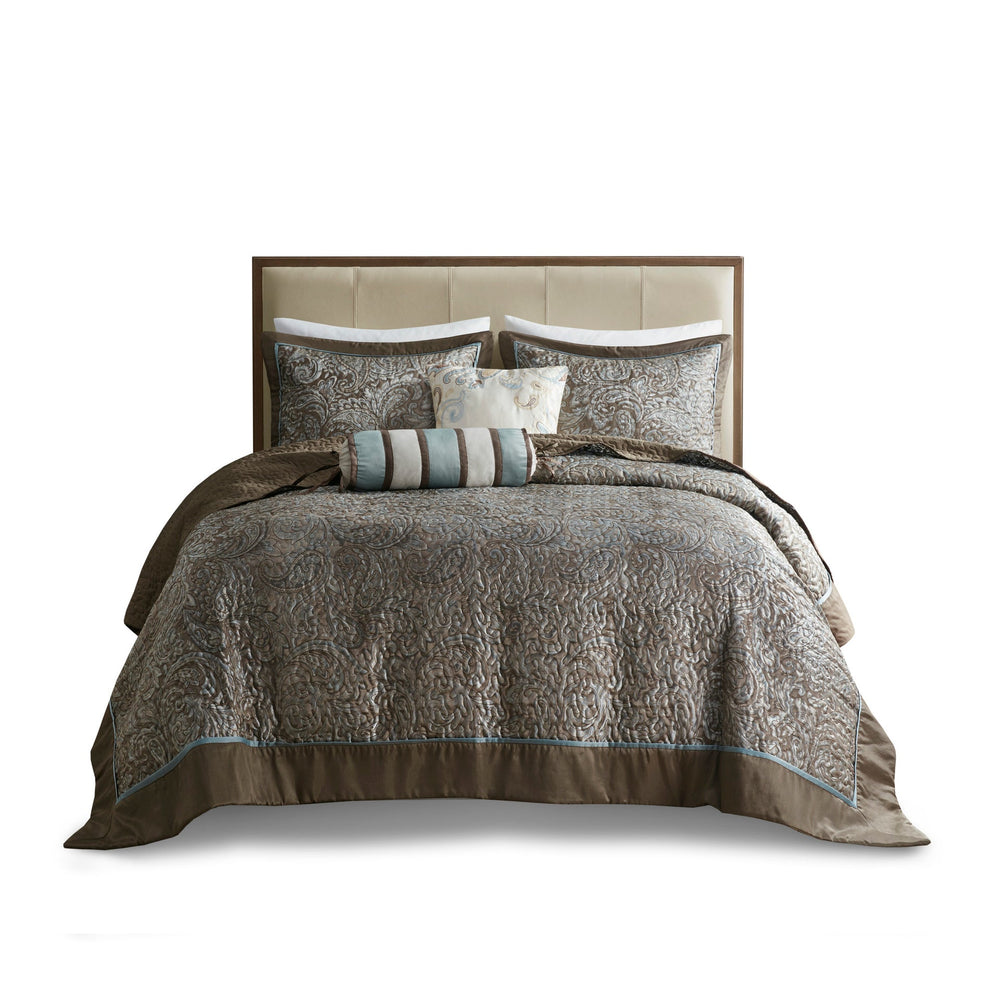 5 Piece Jacquard Bedspread Set with Throw Pillows Blue/Brown King Media 13