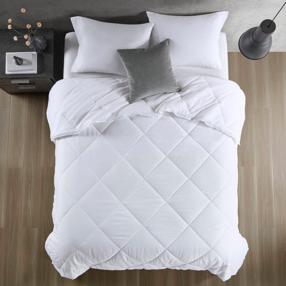 Oversized Down Alternative Comforter White King/Cal King Media 3