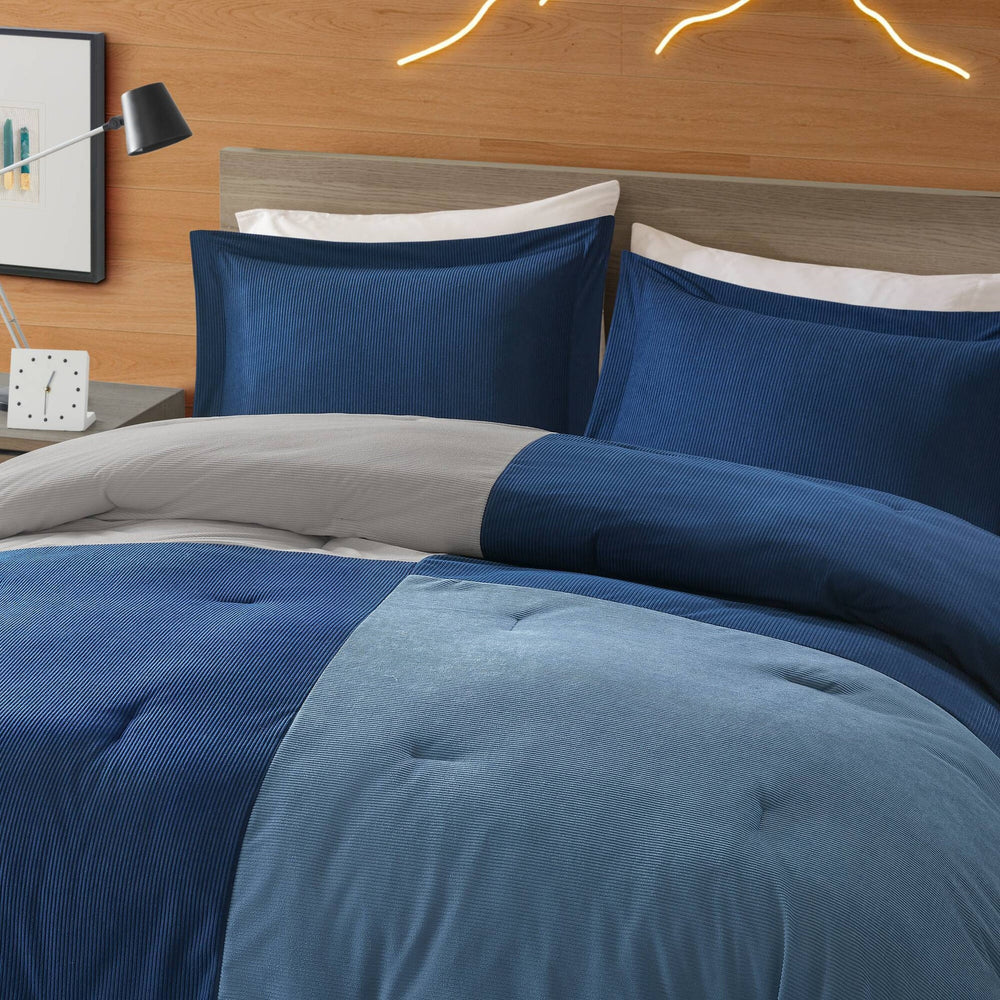 3 Pieces Full/Queen Comforter Set,Blue Media 10
