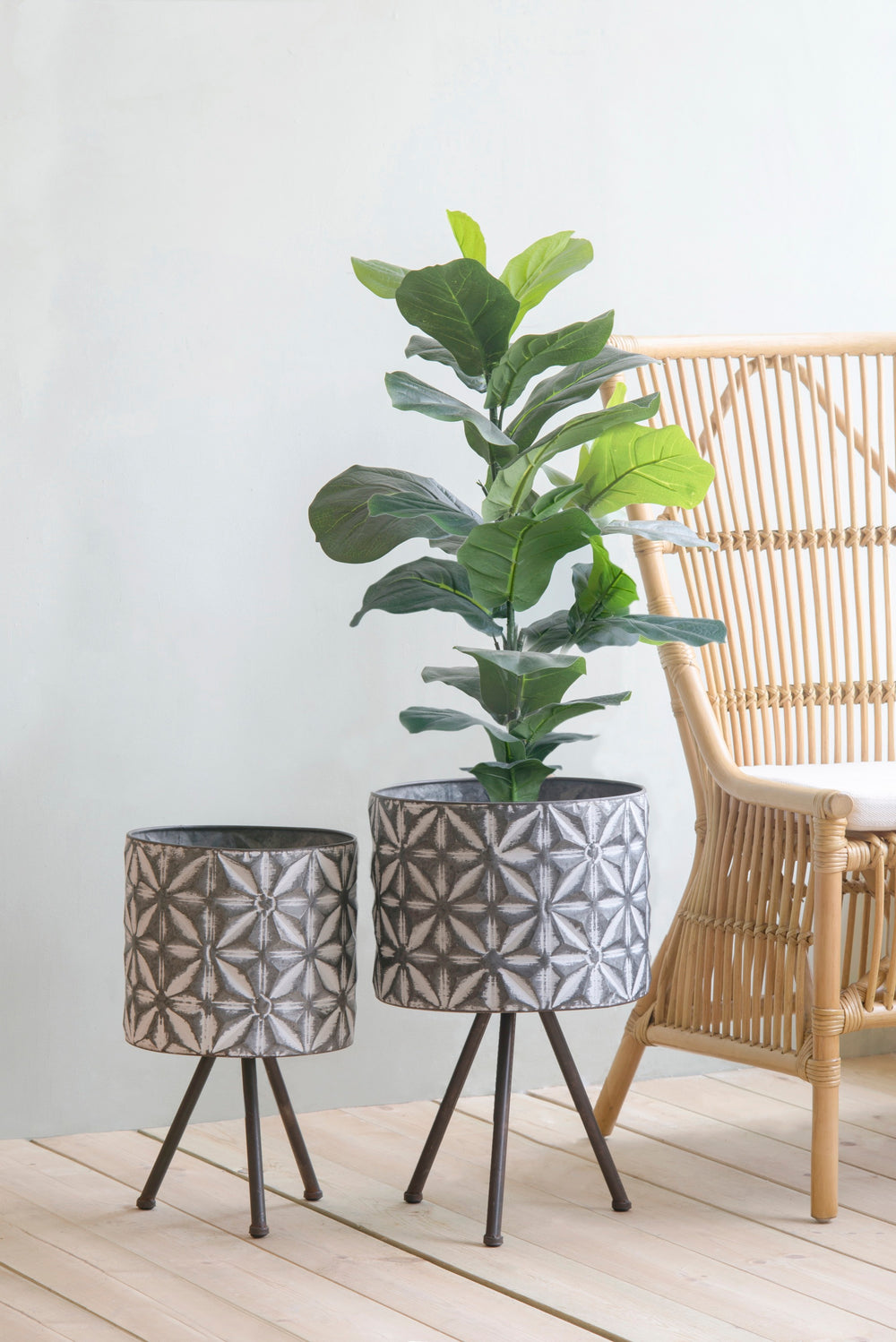 S/2 Large Round Grey Planters On Stands Media 1