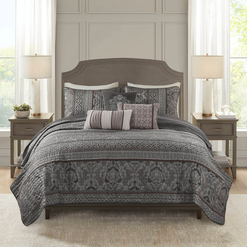 6-Piece King/Cal King 6 Piece Jacquard Quilt Set with Throw Pillows,Grey Media 1