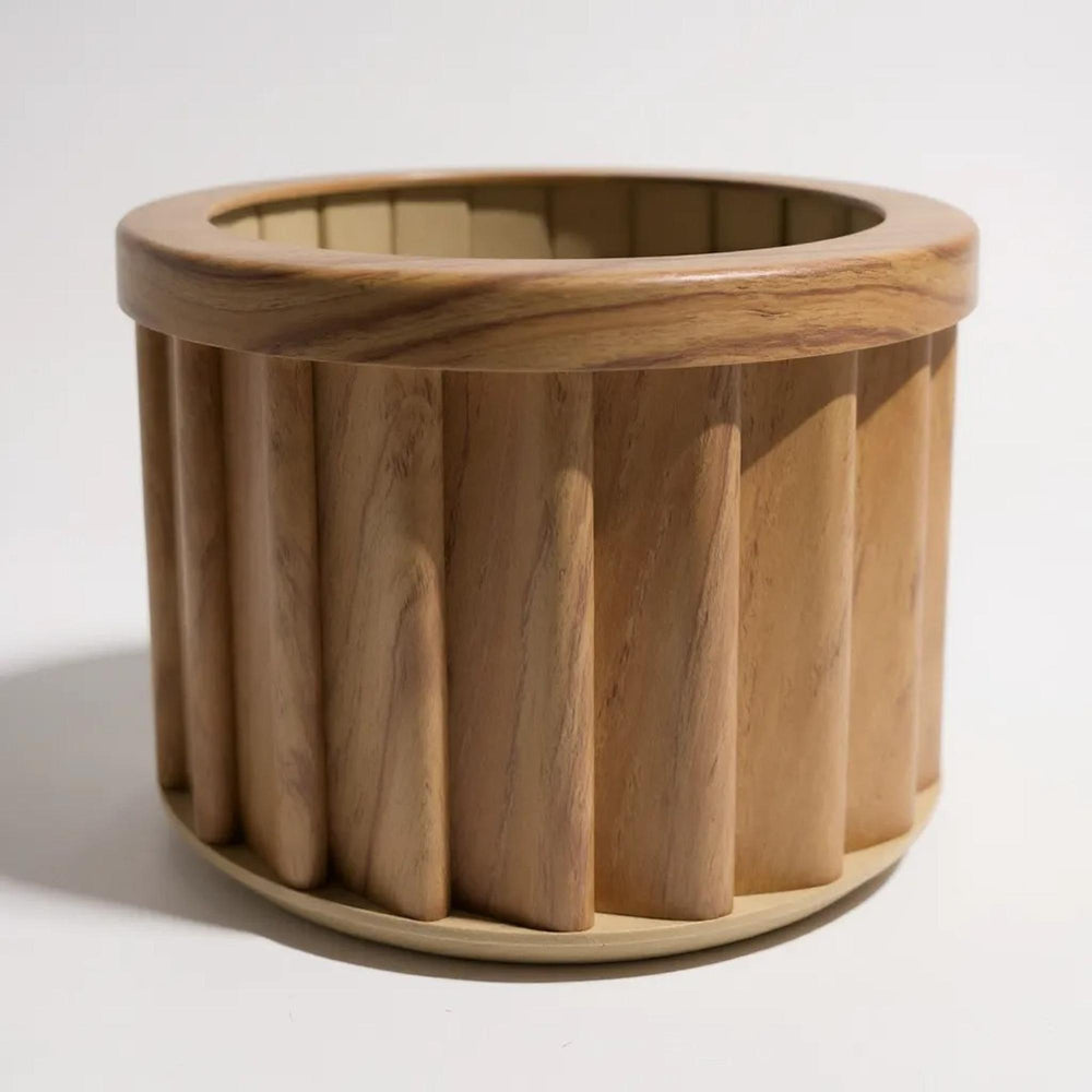 Round Strata Planter MD - Medium Brown Media 1