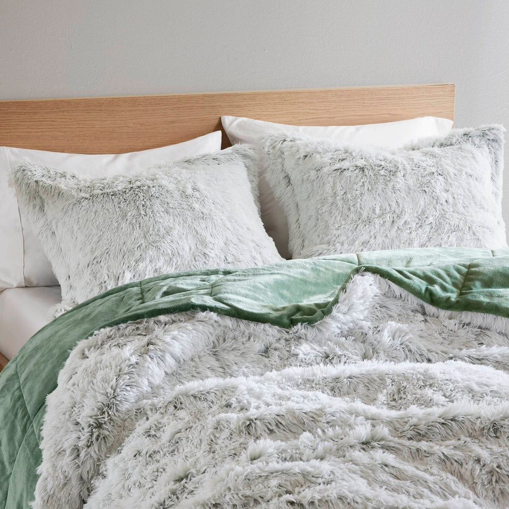 2 PCS Twin/Twin XL Shaggy Faux Fur Comforter Mini Set Green/White Media 3