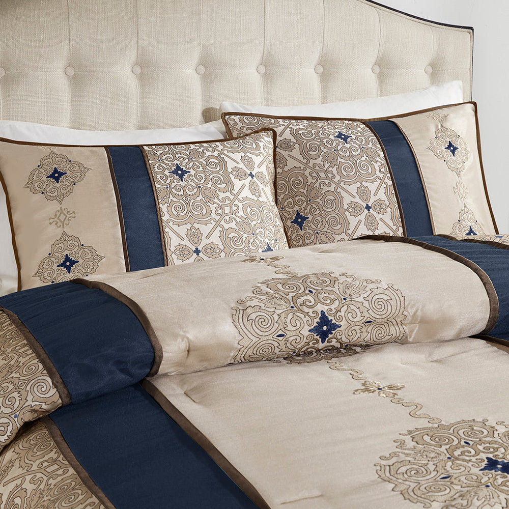 King 7 Piece Jacquard Comforter Set with Throw Pillows Media 14