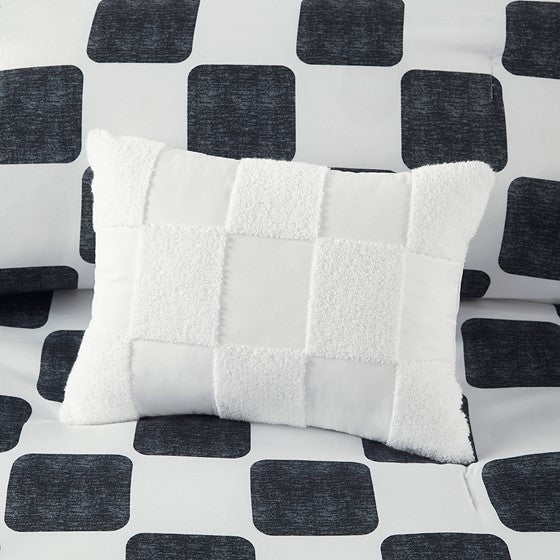 Full/Queen Checkered Comforter Set Media 13