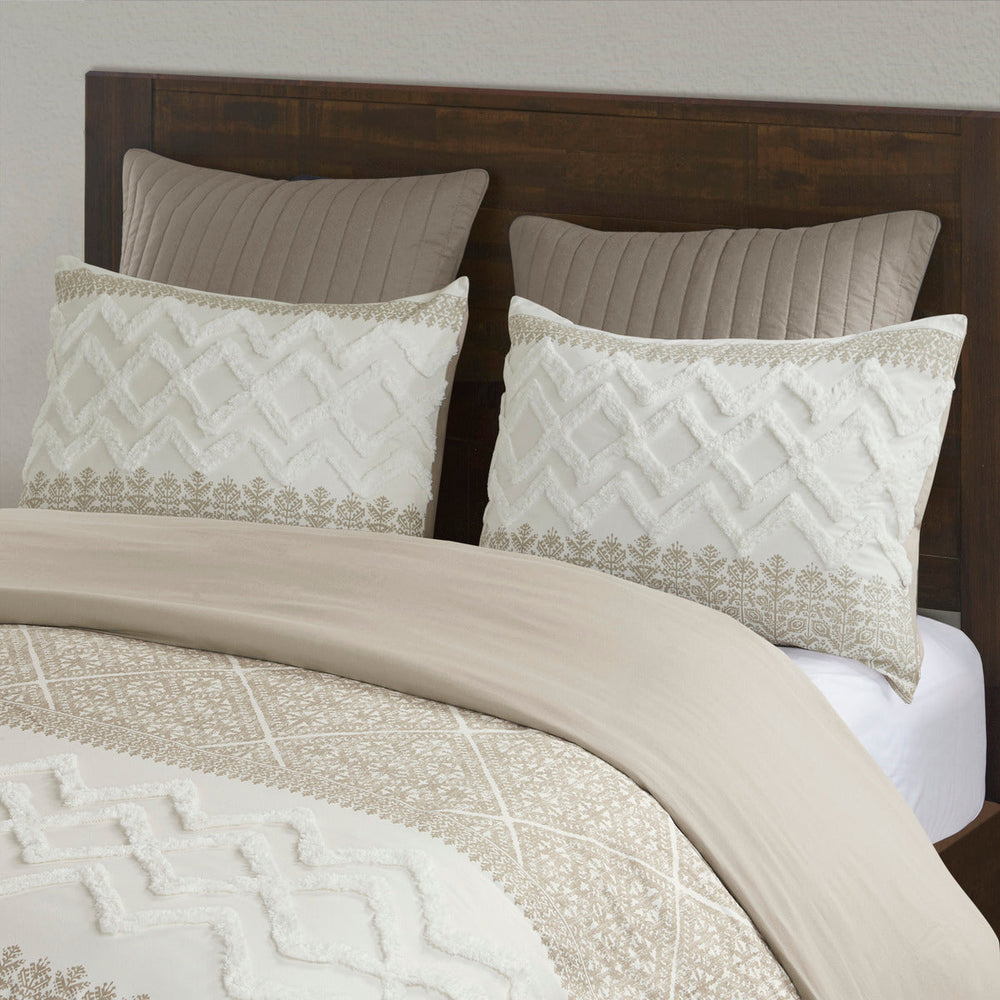 King/Cal King 3 Piece Cotton Duvet Cover Set with Chenille Tufting Media 17