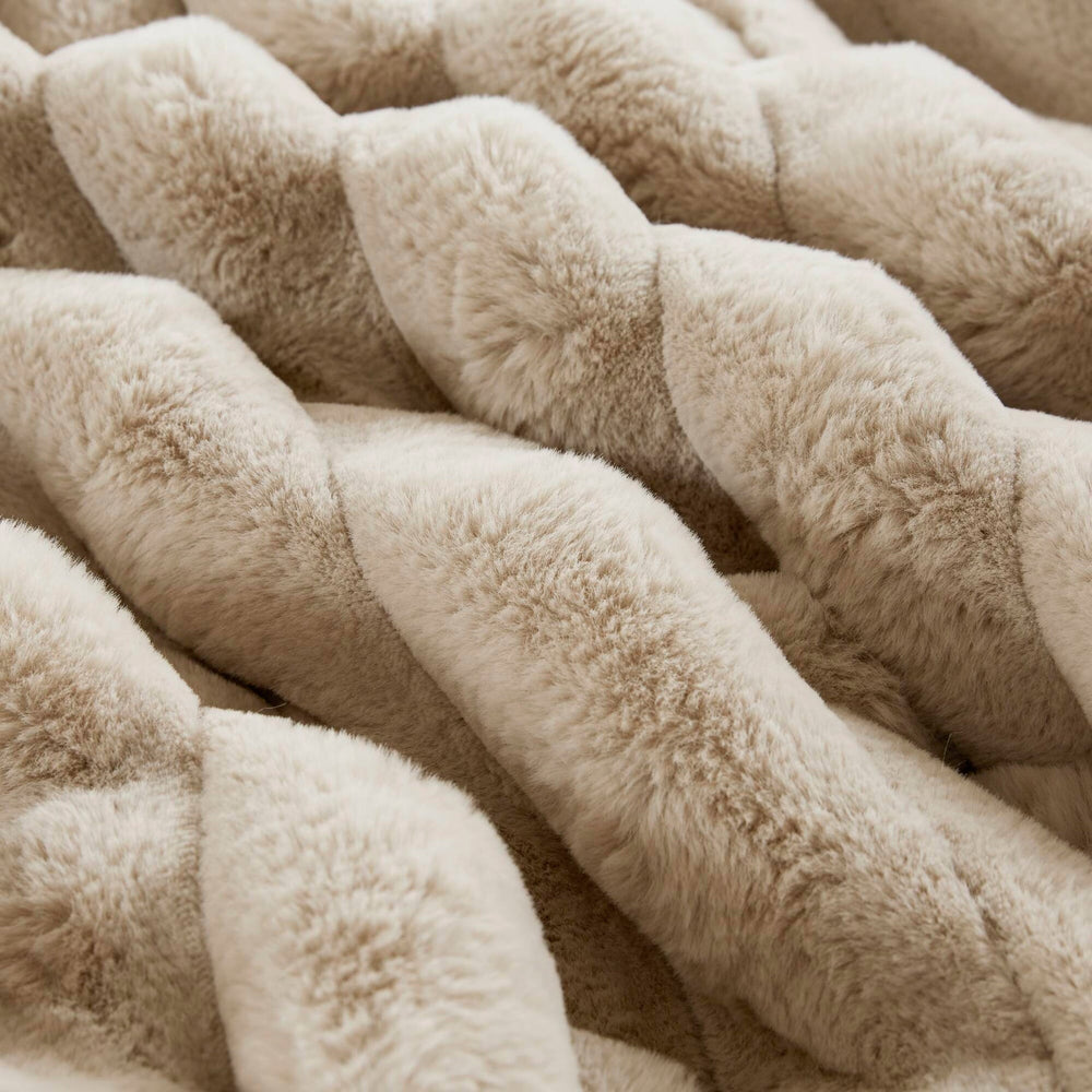 soft Faux Fur Ribbed Comforter Set Full/Queen Media 10