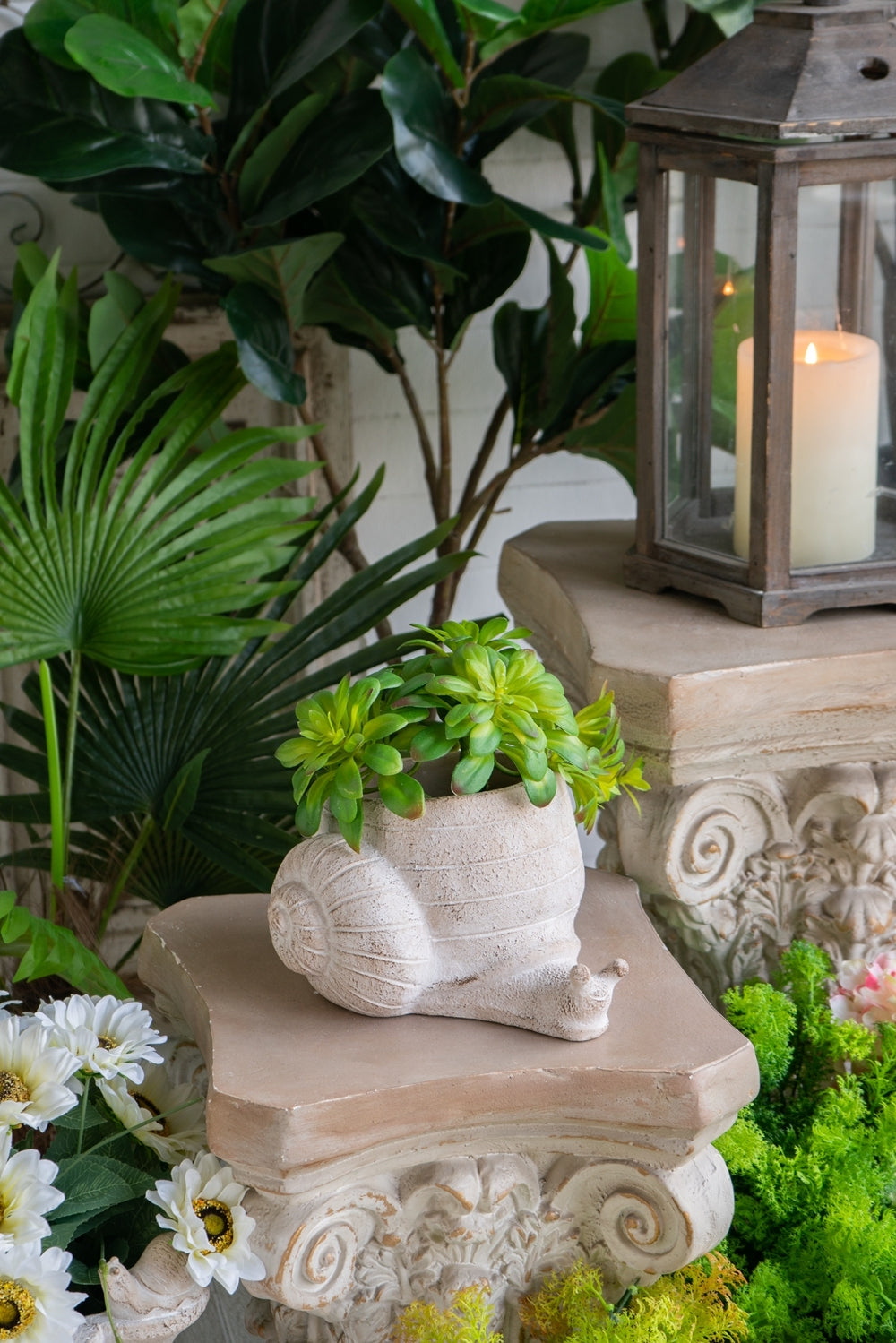 9.5x8.3x6' Decorative Sand and Cement Snail Planter with Textured Beige Finish Media 1