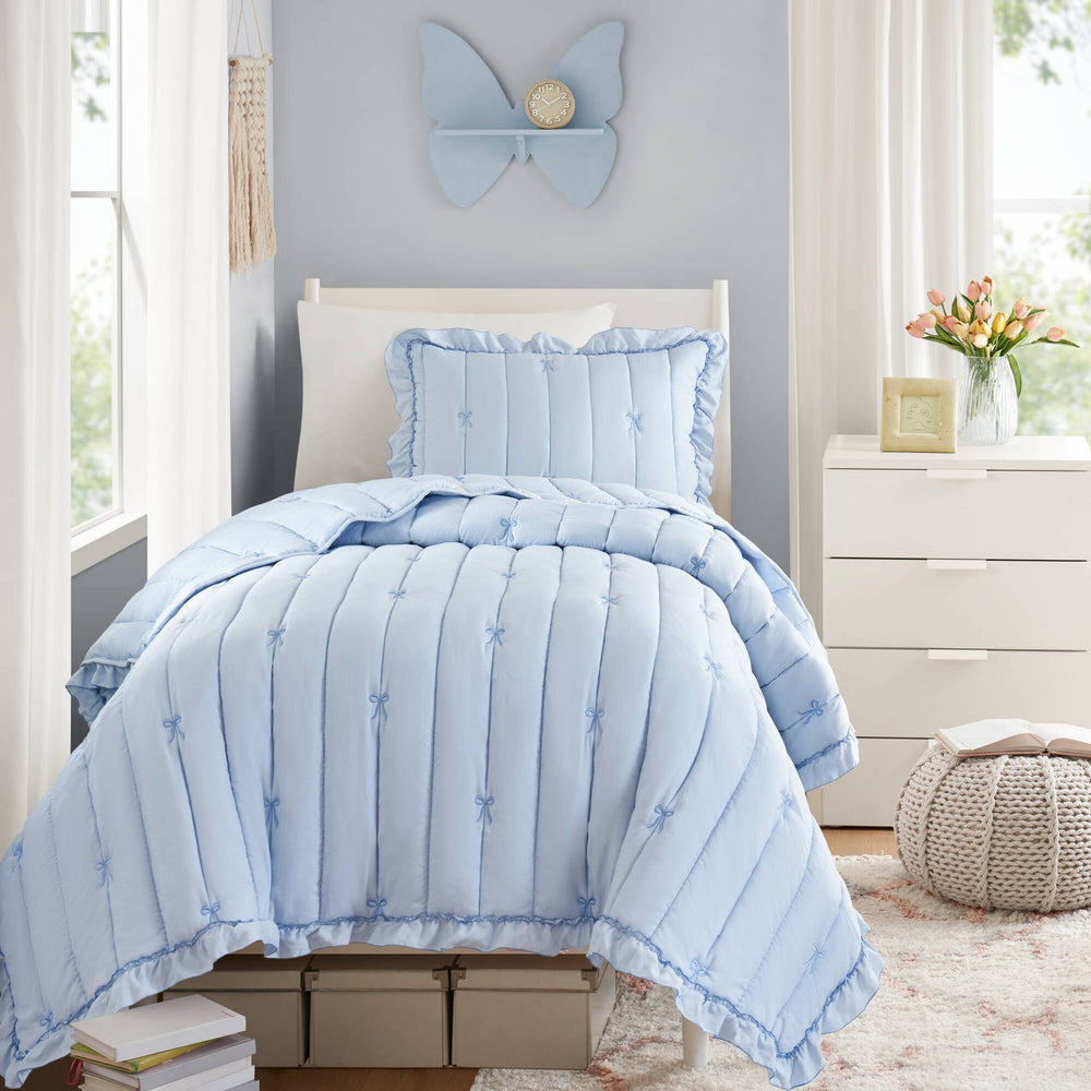 2- Piece Twin/Twin XL Quilt Mini Set Media 12