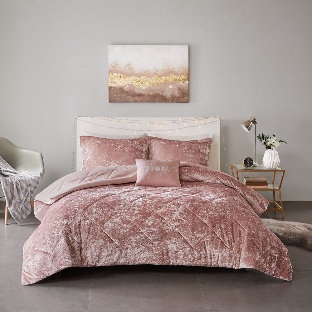 Full/Queen Velvet Comforter Set with Throw Pillow Media 5