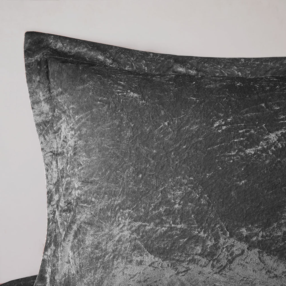 Full/Queen Velvet Duvet Cover Set with Throw Pillow Media 15