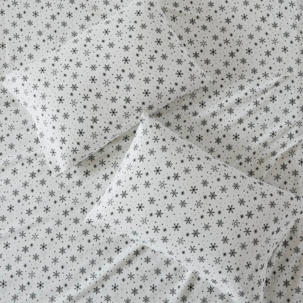 4 PCS Full Sheet Set Black Snowflakes Media 6