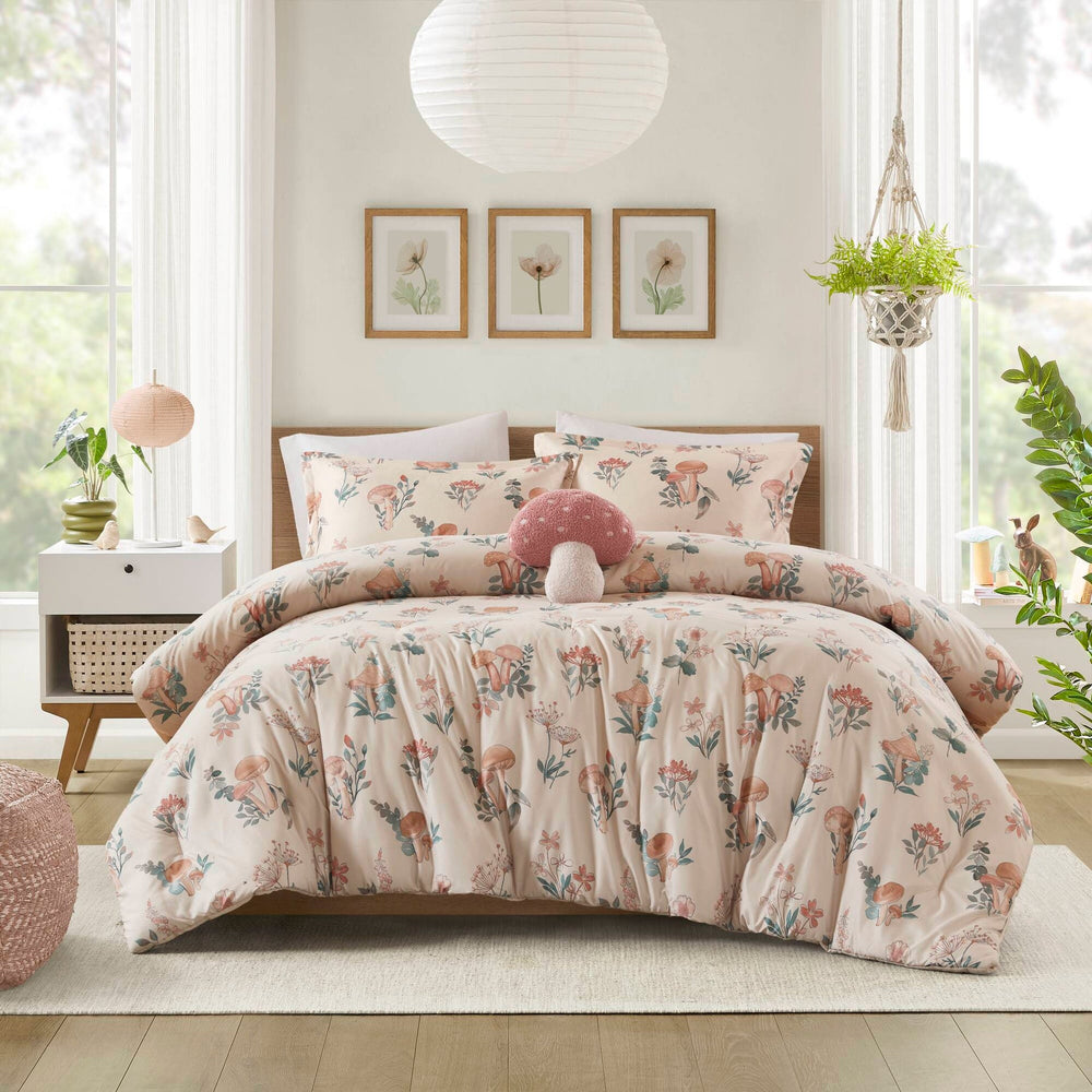 4- Piece Full/Queen Mushroom Garden Comforter Set Media 1