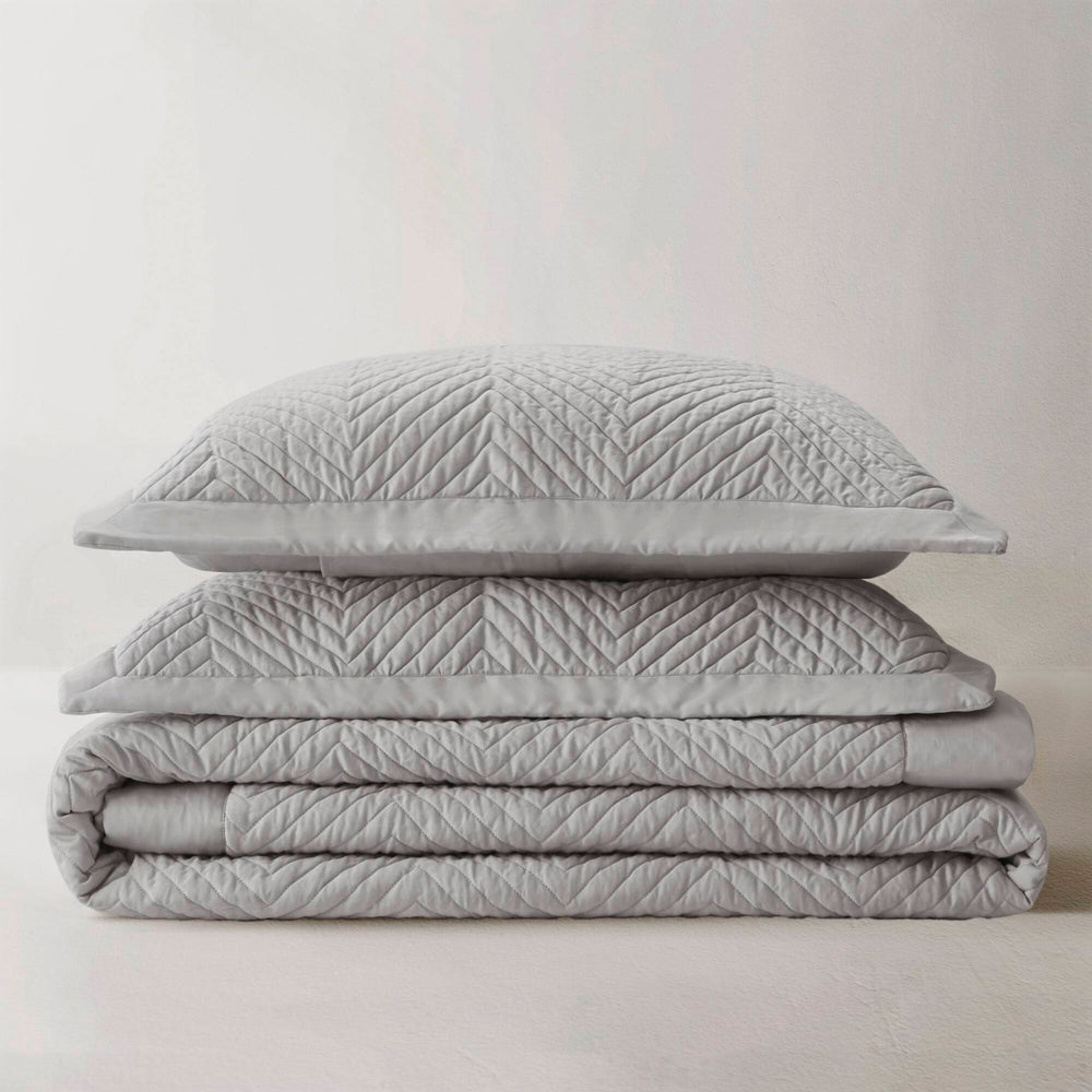 King 3 Piece Cotton Quilt Set Light Gray Media 4