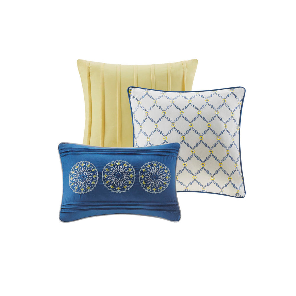 6 Piece Reversible Quilt Set with Throw Pillows Blue King/Cal King Media 9