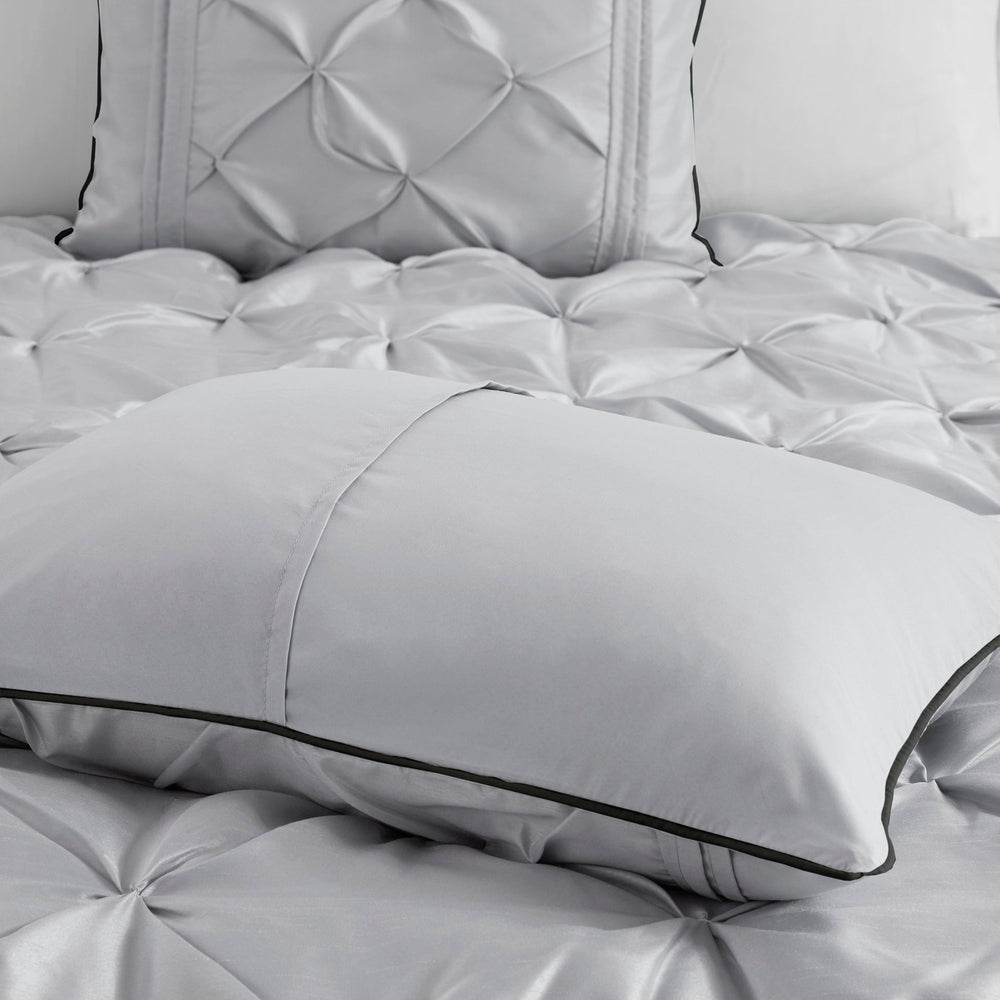 7-Piece King 100% Polyester Pieced Pleated Tufted Comforter Set Media 12