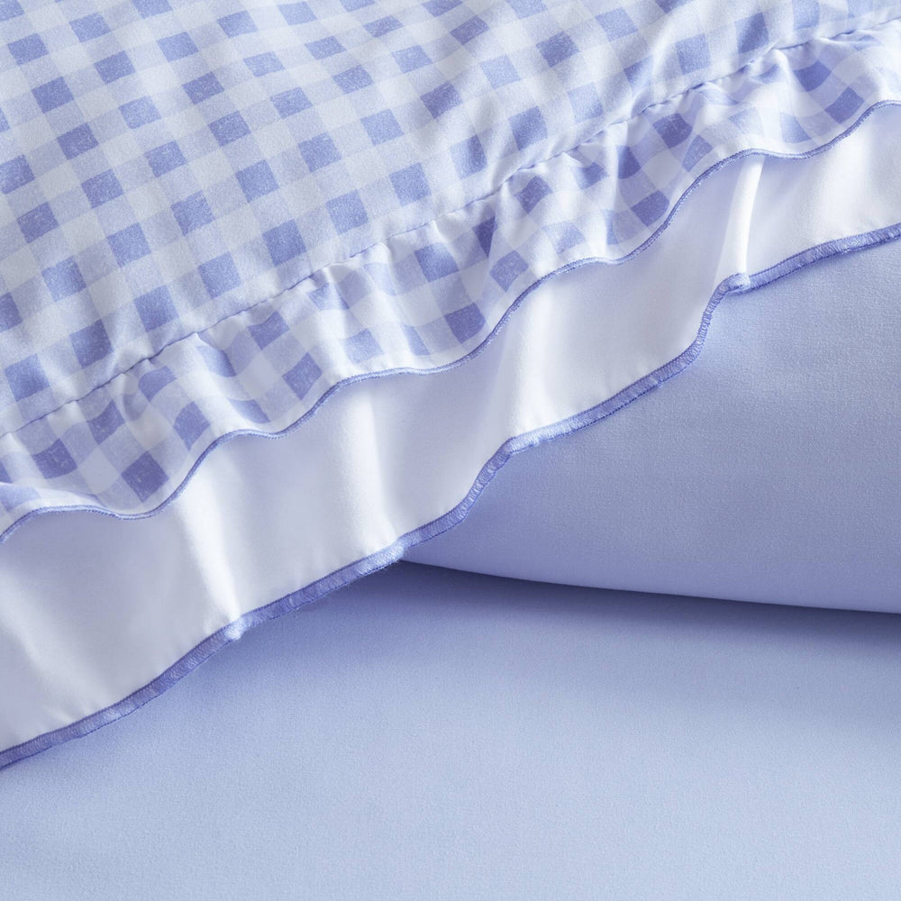 4-Piece Full/Queen Comforter Set Media 2