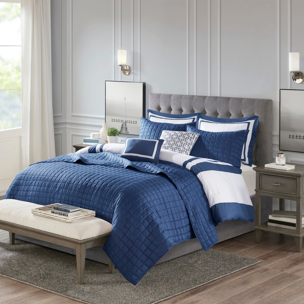 8 Piece Comforter and Quilt Set Collection Navy King/Cal King Media 4