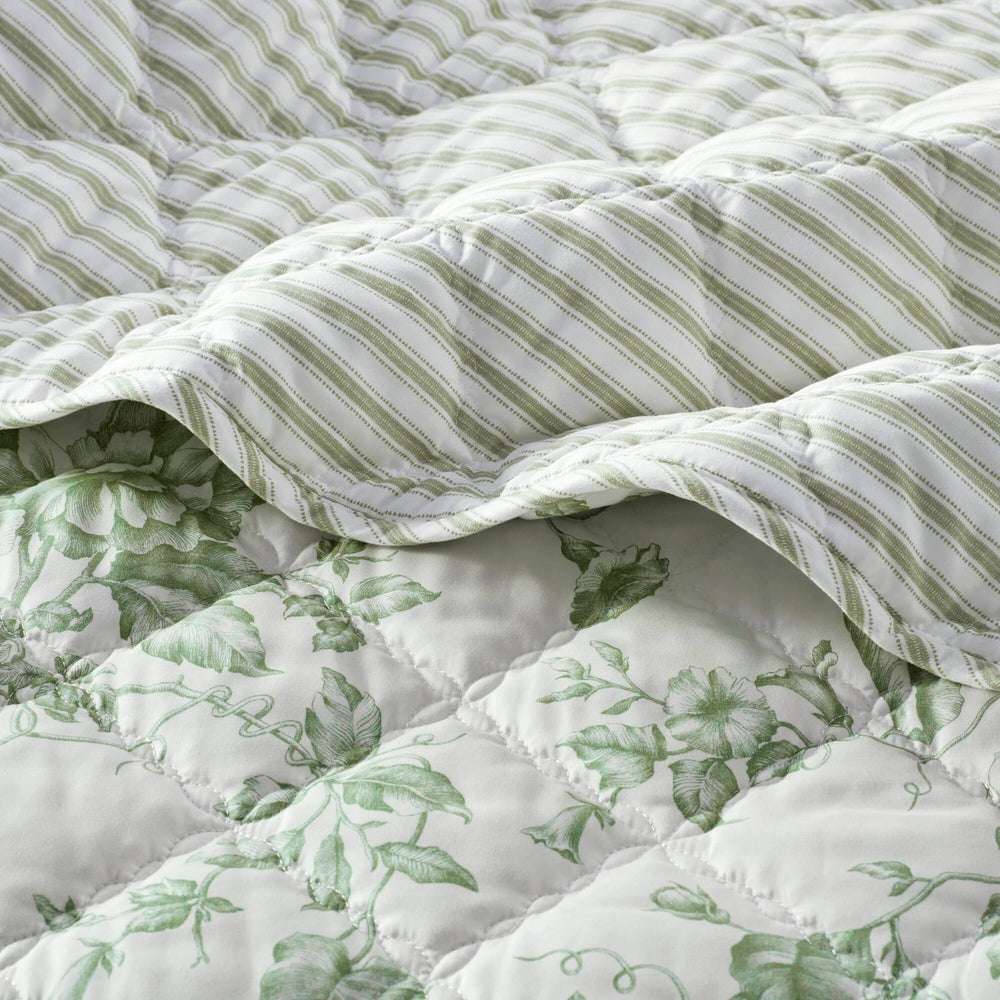4 Pieces King  Quilt Set with Decorative Pillow,Green Media 20