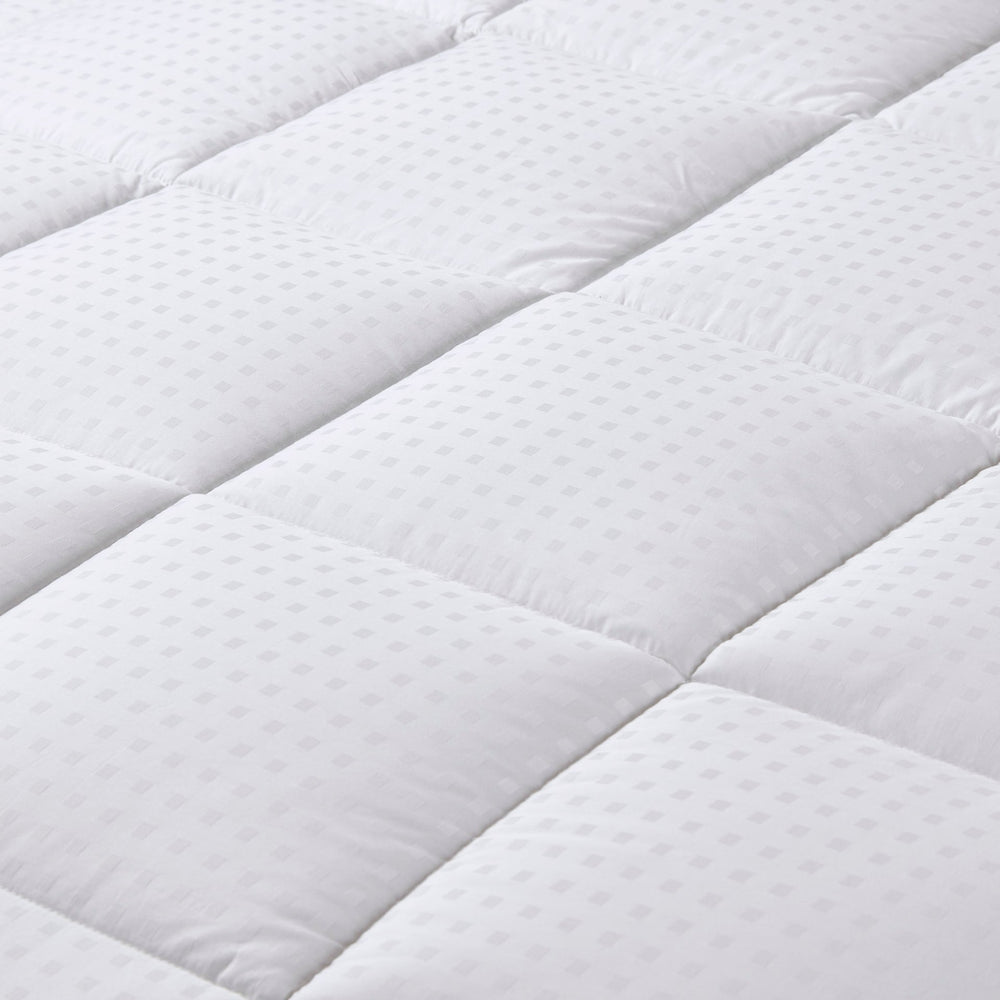 King/Cal King Dobby Cotton Down Alternative Comforter Media 6