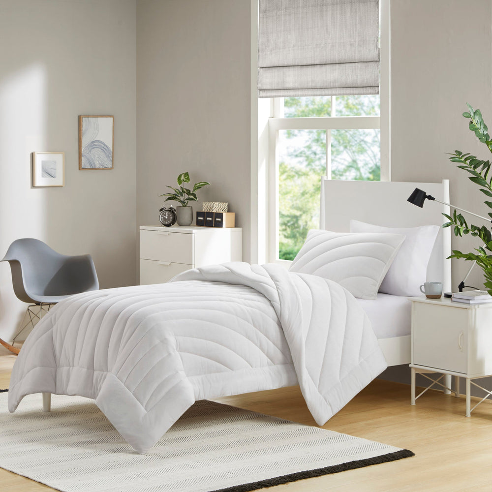 2 PCS Twin/Twin XL Poly Jersey Puffy Comforter Set White Media 13