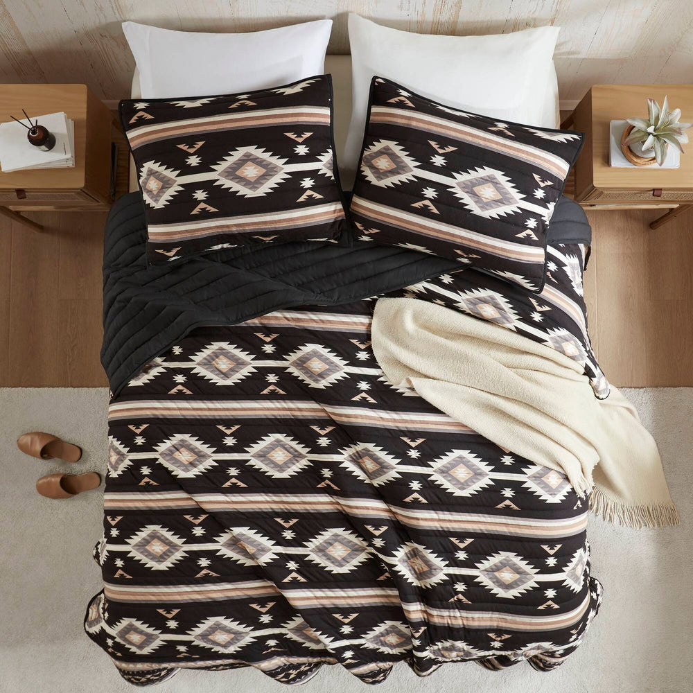 3- Piece Full/Queen Quilt Mini Set Media 13