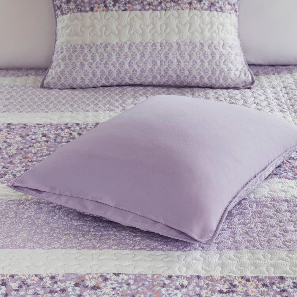 4 PCS Full/Queen Seersucker Quilt Set with Throw Media 15