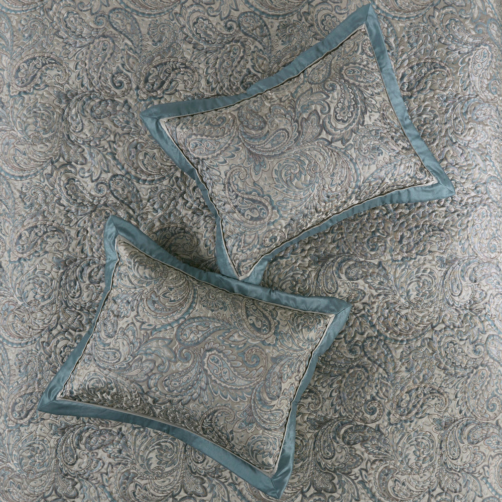 5 Piece Jacquard Bedspread Set with Throw Pillows Teal King Media 2