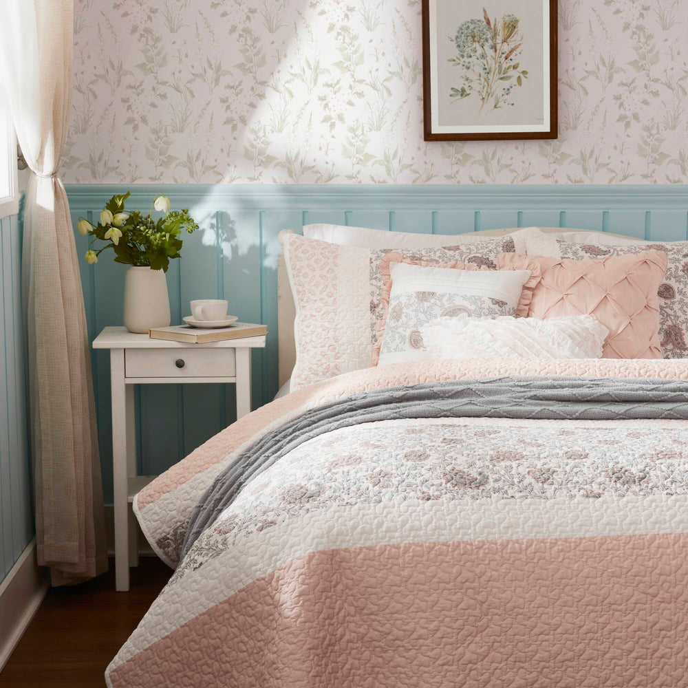 6 Piece Cotton Percale Quilt Set with Throw Pillows Blush Full/Queen Media 9