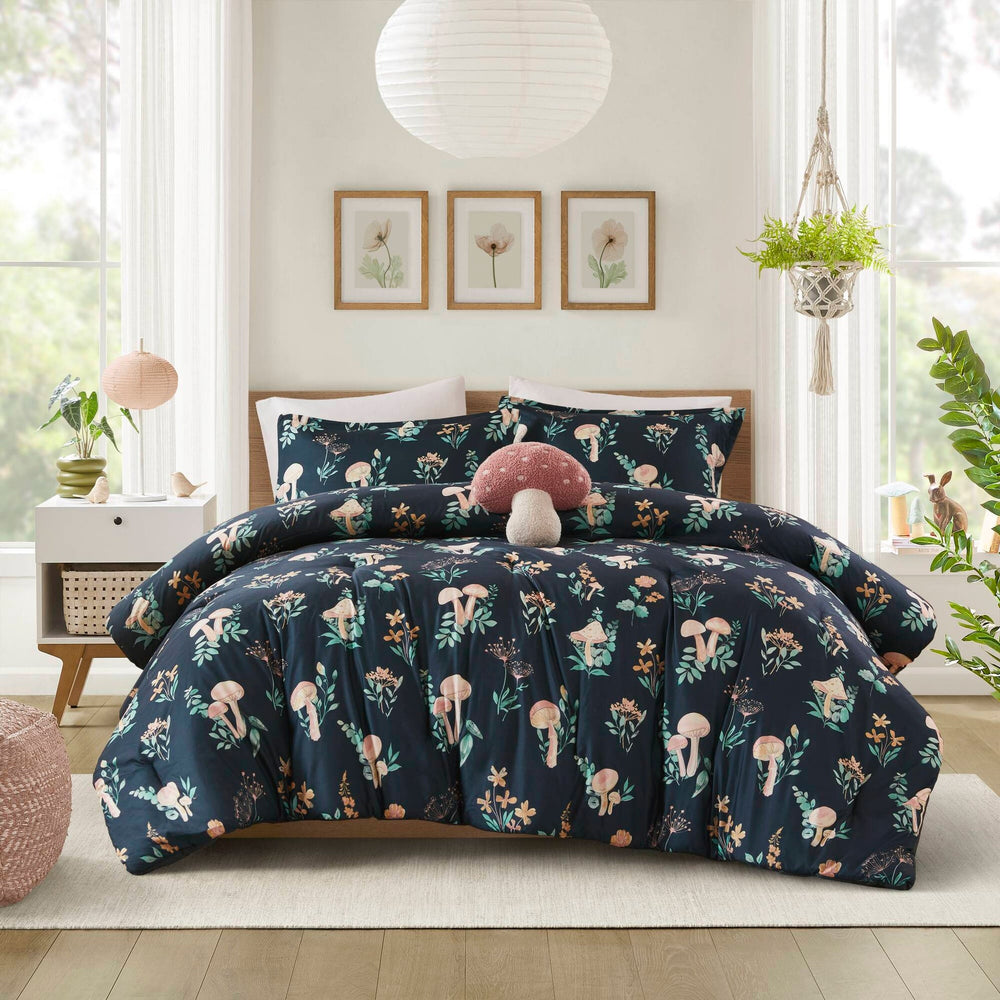 4- Piece Full/Queen Mushroom Garden Comforter Set Media 15
