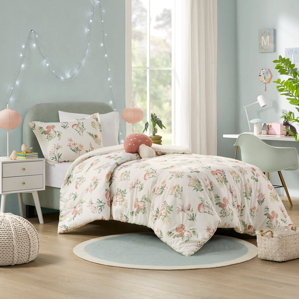Mushroom Garden Comforter Set Twin/Twin XL Media 2