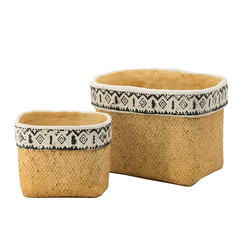 Set of 2 Rectangular Basket Planters with Geometric Trim, L:10.5x8.5x8' S:7.5x5.5x6.5' Media 2