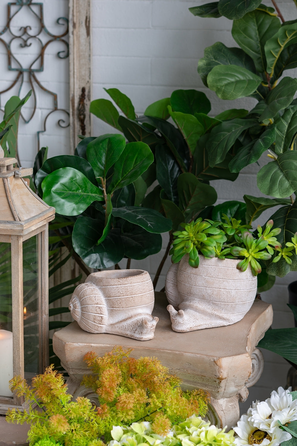 9.5x8.3x6' Decorative Sand and Cement Snail Planter with Textured Beige Finish Media 10