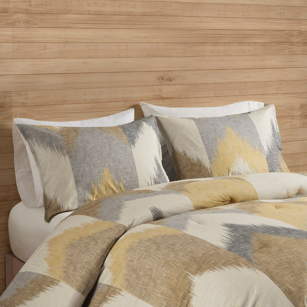 King/Cal King 3 Piece Comforter Mini Set Media 9
