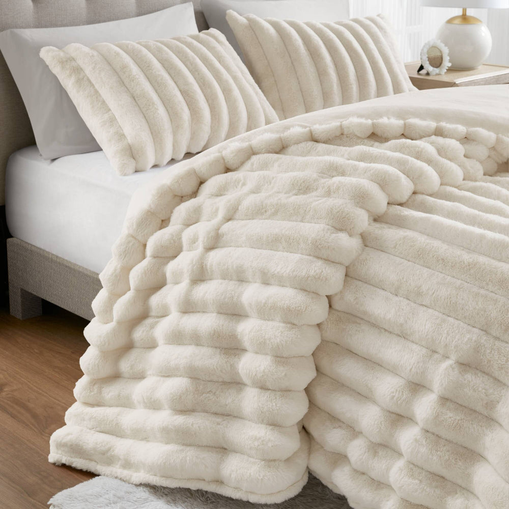 3-Piece Full/Queen  soft Faux Fur Ribbed Comforter Set,Ivory Media 20