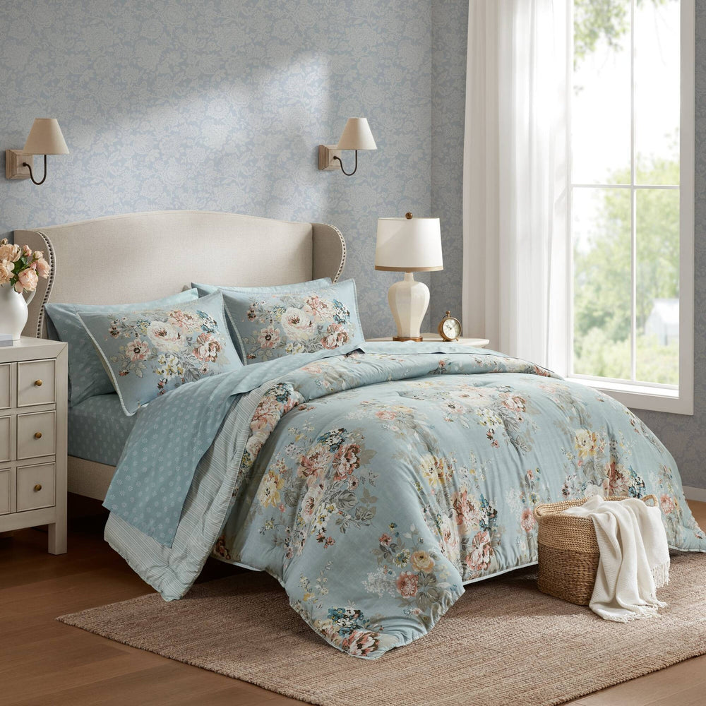 7-Piece Full 7 Piece Vin -inspired Collection floral print,Soft Blue Media 19