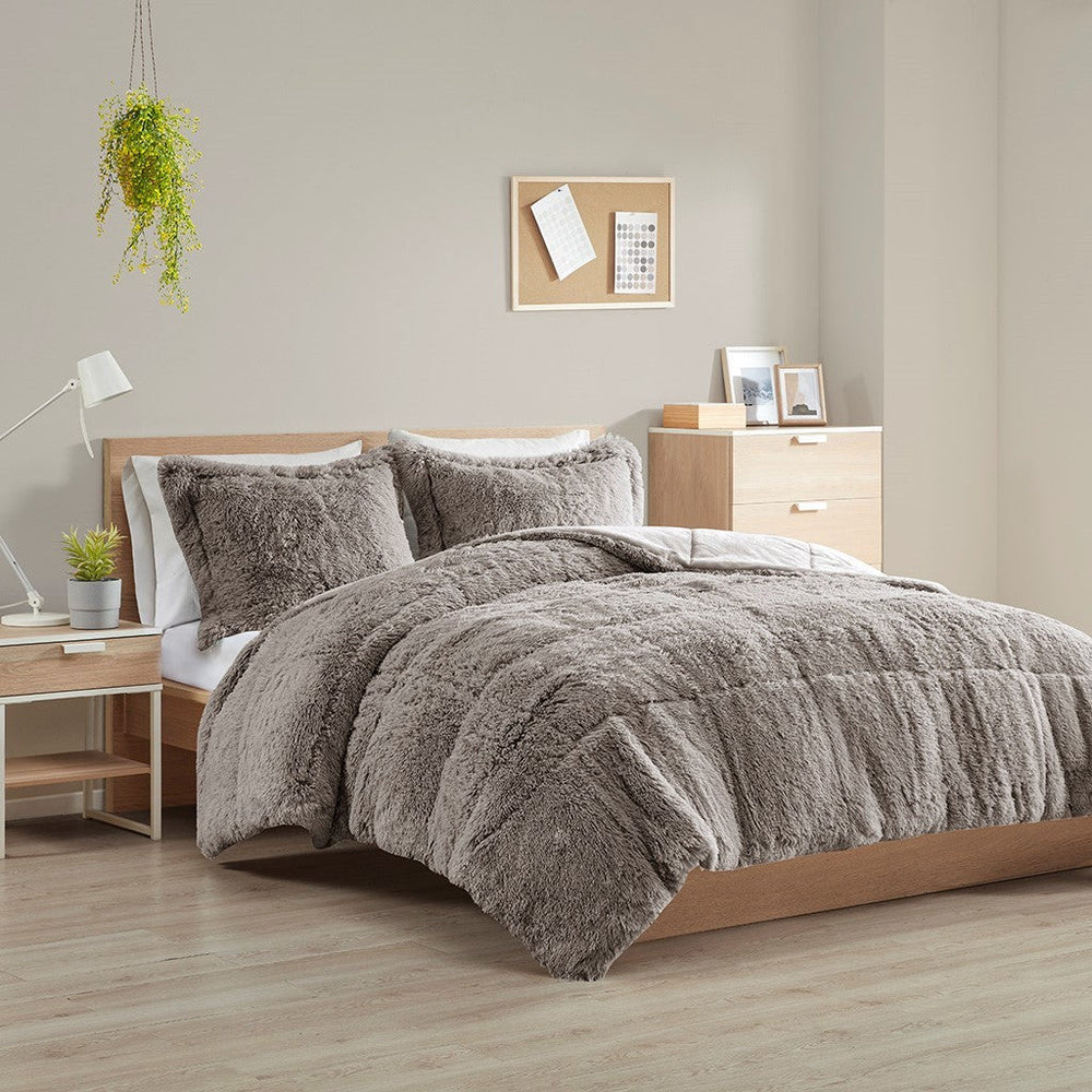 Full/Queen Shaggy Long Fur Comforter Mini Set Media 2