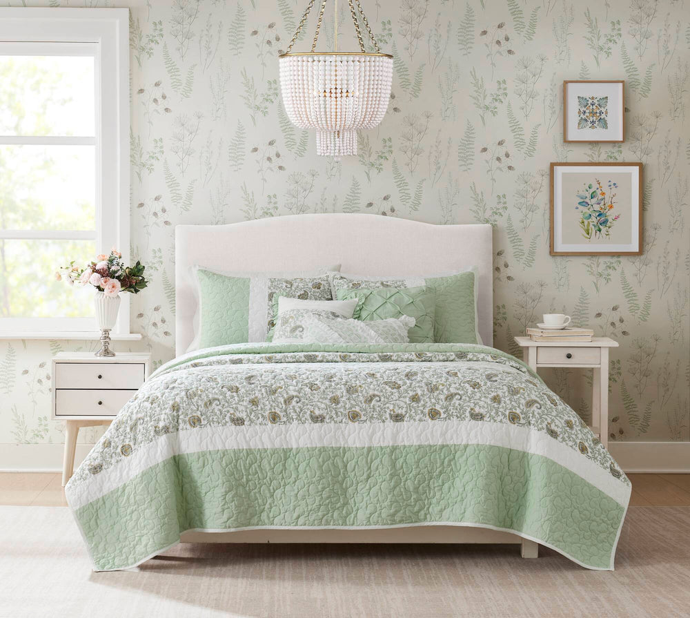 6 Piece Cotton Percale Quilt Set with Throw Pillows Full/Queen Media 19