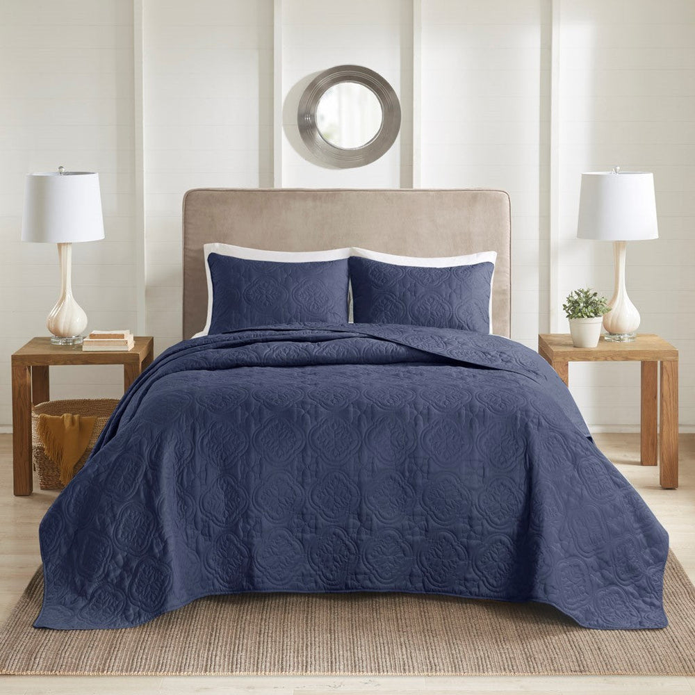 3 Piece Reversible Bedspread Set Navy King/Cal King Media 1